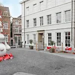 Boutique Jeroen Ден Бош