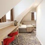 Отель Boutique Jeroen