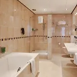 Отель Boutique Jeroen