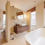 Отель Boutique Jeroen