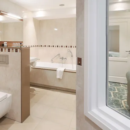 Boutique Jeroen 3*
