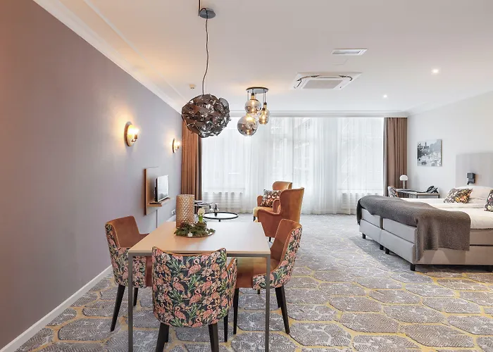 Boutique Jeroen Szálloda 3*